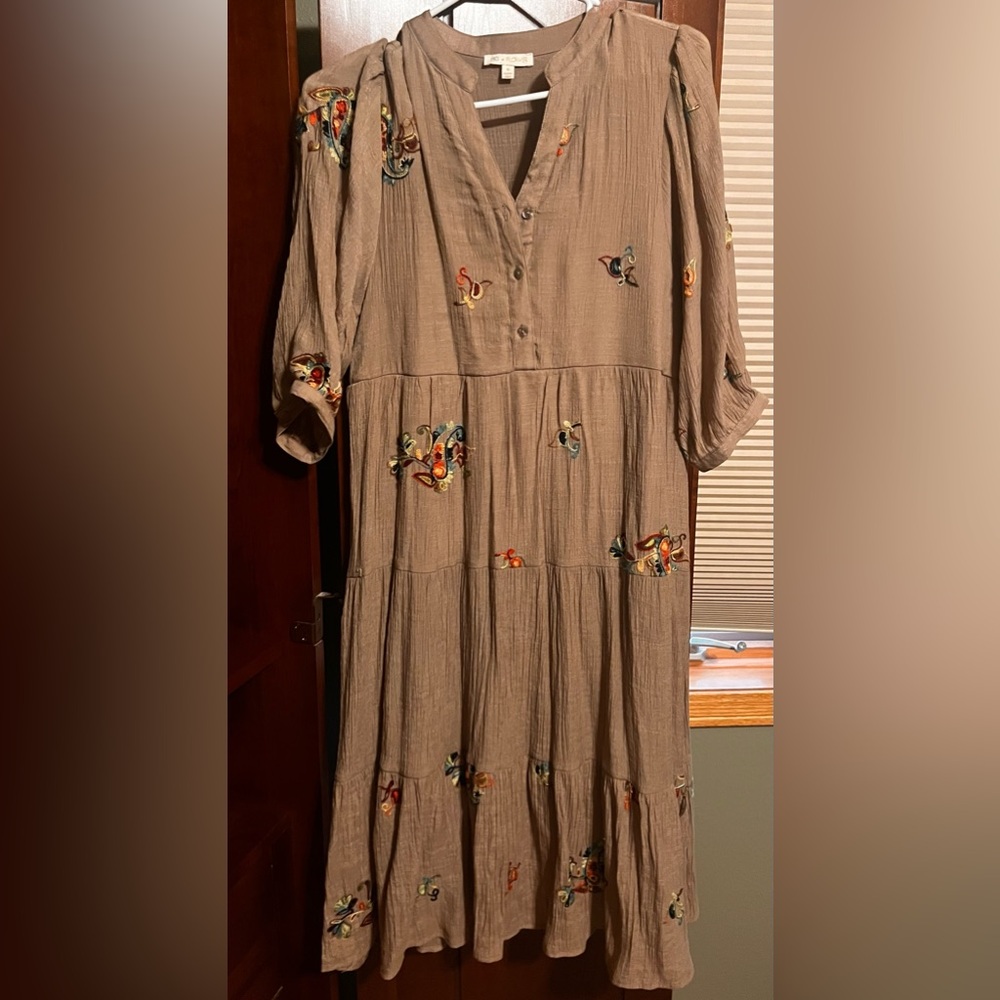 Fig and Flower Embroidered Brown Dress